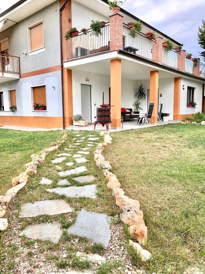 Апартаменты Agricola Domus Бароло Экстерьер фото